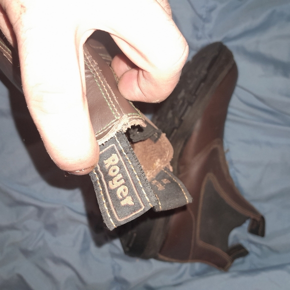 Safety slip on boots - Picture 7 of 11